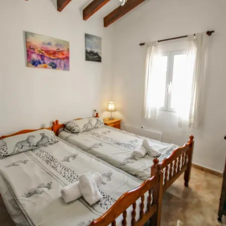 Cometa-86 - With Private Pool Close To The In Calpe Empedrola
